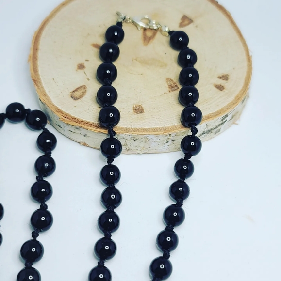 Black Agate Unisex Beaded necklace 8 mm - Picture 3 of 5